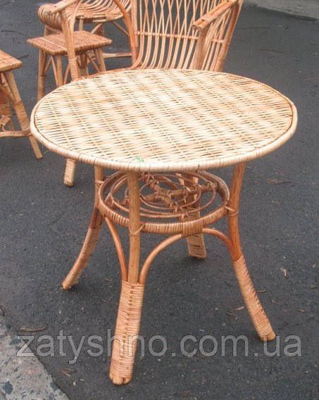 Стіл плетений круглий із полицею