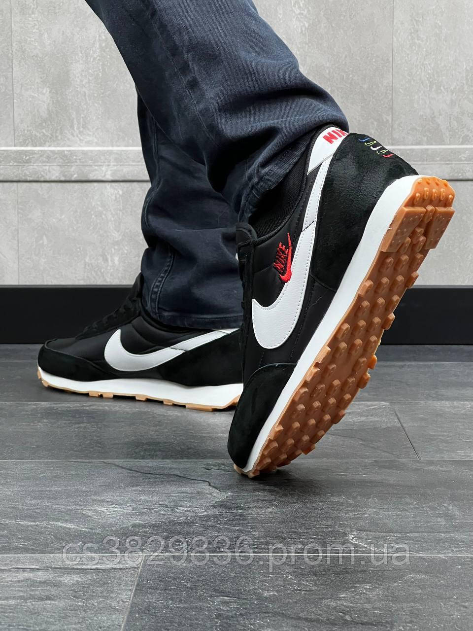 Nike hotsell tailwind id