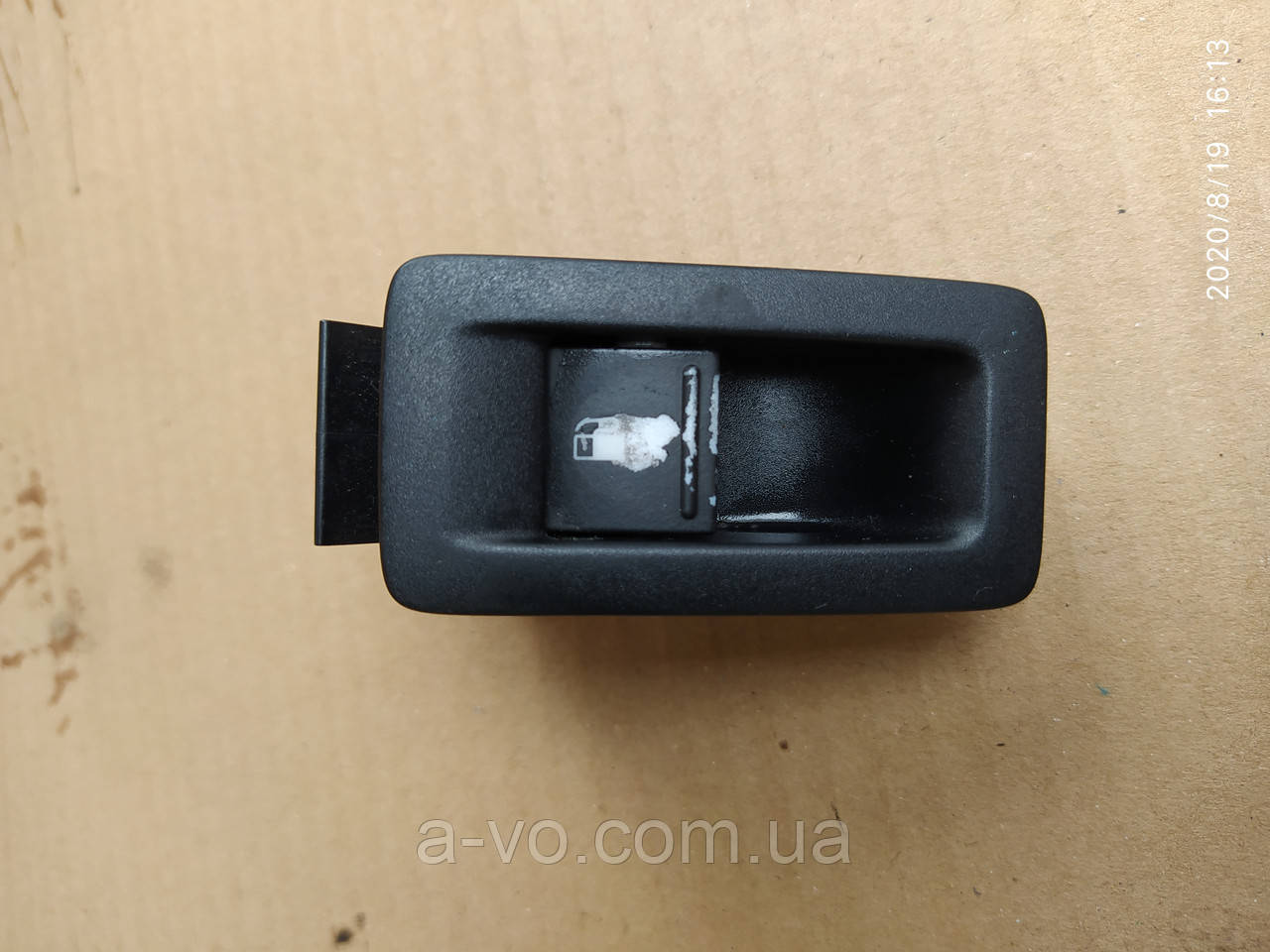 Кнопка відкривання паливного бака VW Touran 1 Caddy 3 1t0959551 1f0959527 1t0959833