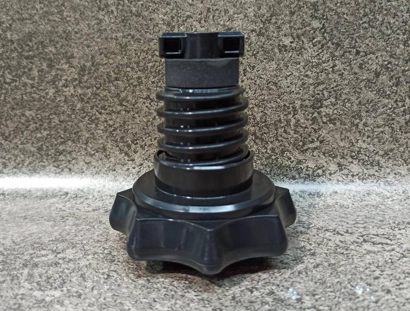 4647660676_w1280_h640_bolt-