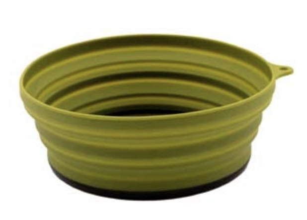 Тарілка TRAMP силіконова з пластиковим дном 550 мл UTRC-123, Зелений