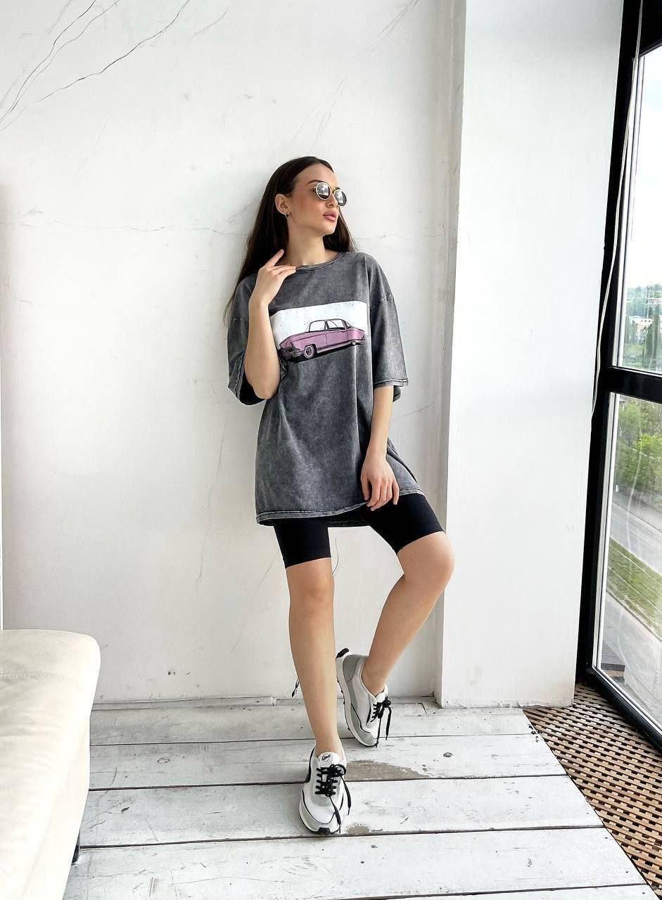 Жіноча футболка в стилі оверсайз, фото 1