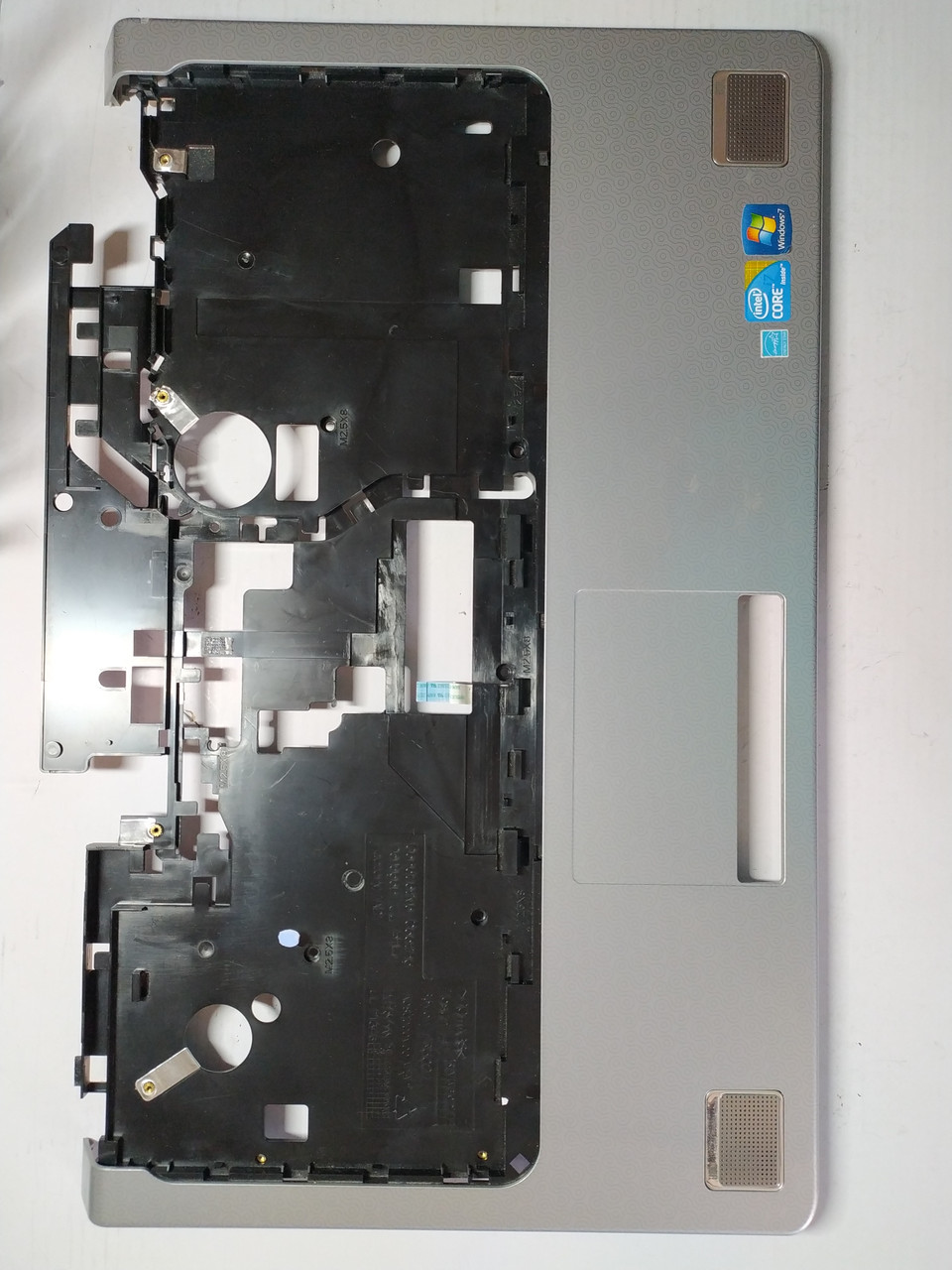 Dell Studio 1745 1747 1749 Корпус C (топкейс, середня частина) 0W506P бу #