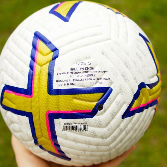 Футбольний м'яч Nike Premier League Flight Match Ball 22/23