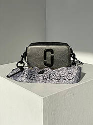 Жіноча сумка Марк Джейкобс сіра Marc Jacobs Small Camera Bag Silver/Black