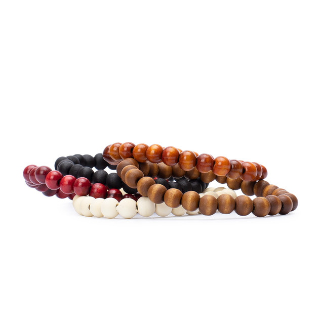 Фото браслет на руку з бусин коричневий Фото браслет на руку з бусин коричневий