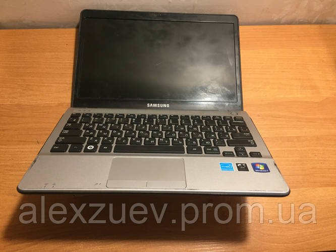 Нетбук ноутбук Samsung 305u. Матрица целая. Нерабочий. Под ...