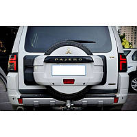 Задня світлодіодна оптика (задні ліхтарі) для Mitsubishi Pajero (Mk4) 2006+