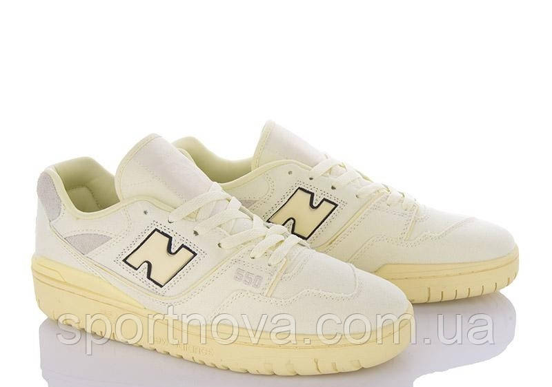 Жіночі підліткові кросівки стильні New Balance 550 текстиль/замша молочні р 36-41