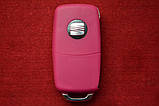 Ключ Seat рожевий викидний 3 кнопки Вологонепроникний, фото 3