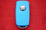 Ключ Seat корпус блакитний викидний 3 кнопки Вологонепроникний, фото 3