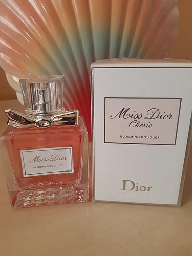 Christian Dior Miss Dior Cherie Blooming Bouquet 100ml Мисс Диор Чери ...