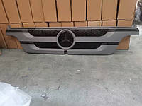 Решетка радиатора Mercedes Atego 2004-2013г 9728800085