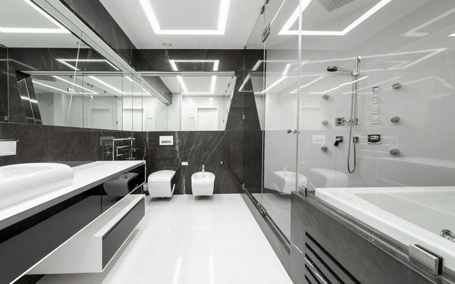 Ванна кімната в стилі Хай Тек