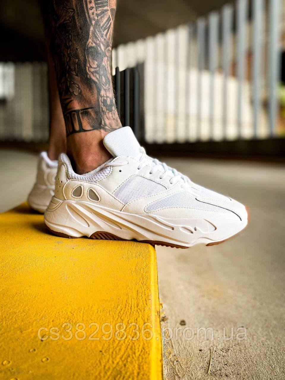 Yeezy 700 hotsell boost white