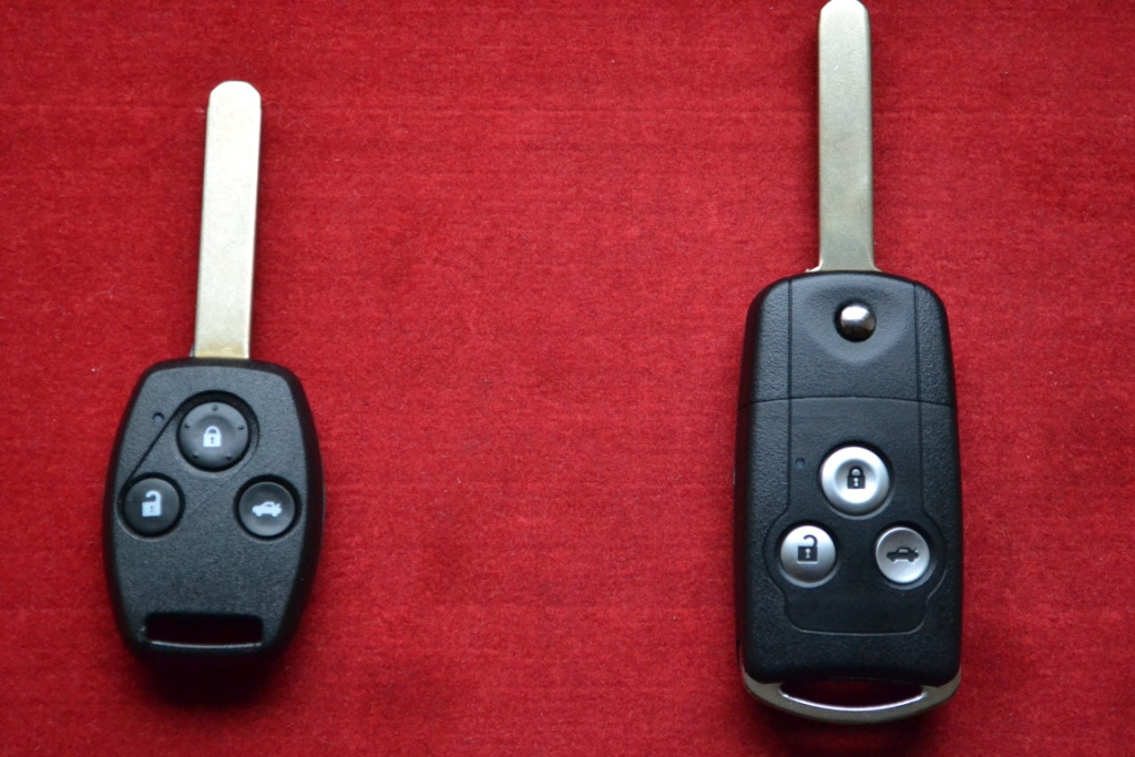 Викидний ключ Honda 3 кнопки для перероблення вигляду Оригінал