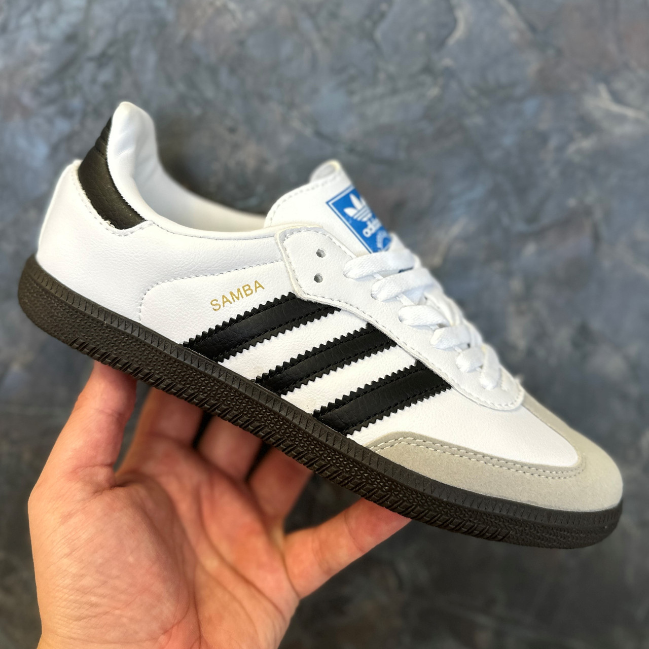 Samba sales og white