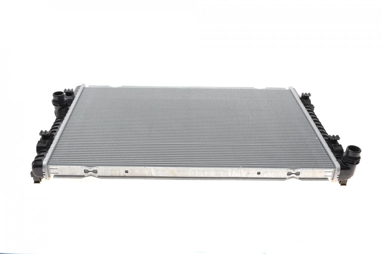 Радіатор охолодження VW Golf VII Passat 1.8 2.0 12- Skoda Octavia Superb 1.8 2.0 12- 58437