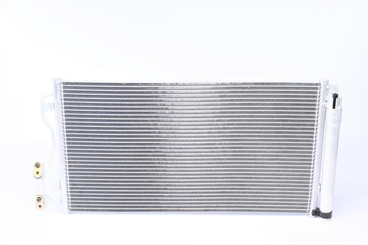 Радіатор кондиціонера BMW 1 F20 2 F22 3 F30 4 F32 10- 35970
