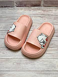 Жіночі стильні об'ємні шльопанці піна з ведмедиком, фото 5