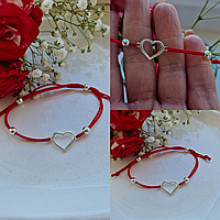 Женский браслет на шелковом красном шнуре Сердце с серебряными элементами