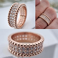 Серебряное позолоченное обручальное кольцо с камнями