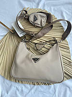 Женская сумка Prada Re-Edition Beige Турция Экокожа прада маленькая на плечо бежевая ремешок