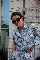 Жіночий шовковий костюм в піжамному стилі сорочка на ґудзиках і вільні брюки принт долар Ds5578, фото 3