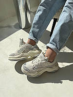 Женские кроссовки Fila (бежевые) красивые модные массивные кроссы на классной подошве Ar05931
