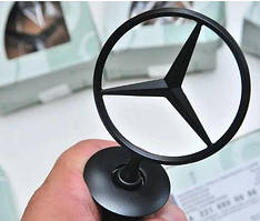 Mercedes-Benz Емблема  приціл на капот колір чорний матовий