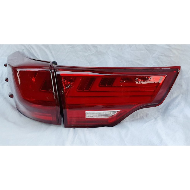Задня світлодіодна оптика (задні ліхтарі) для Toyota Highlander (XU50) 2014+