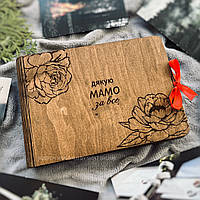 Фотоальбом из деревянной обложкой для мамы на 8 марта | Оригинальный подарок в красивой упаковке Код/Артикул