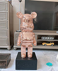 Фігурка Bearbrick рожевого кольору 50 см. Іграшка дизайнерська Беарбрик рожевий. Фігурка для інтер'єру ведмідь Беарбрік. Be@rbrick, фото 5