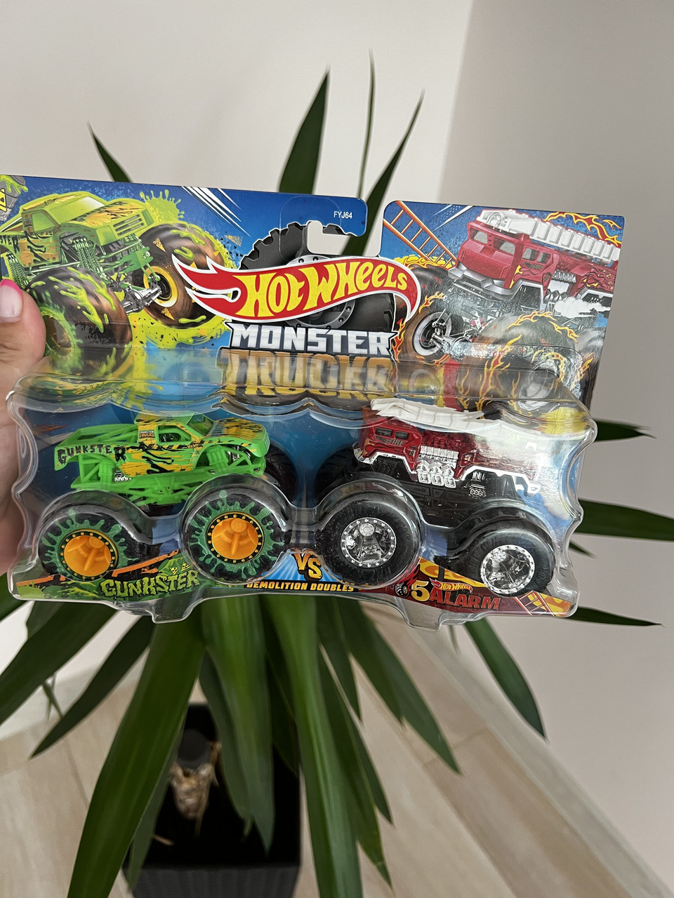 Hot Wheels monster trucks машинки хот вілс набір 2 шт (ID#1884256007 ...