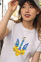 Женская патриотическая футболка с Гербом белая,женские футболки с украинским гербом