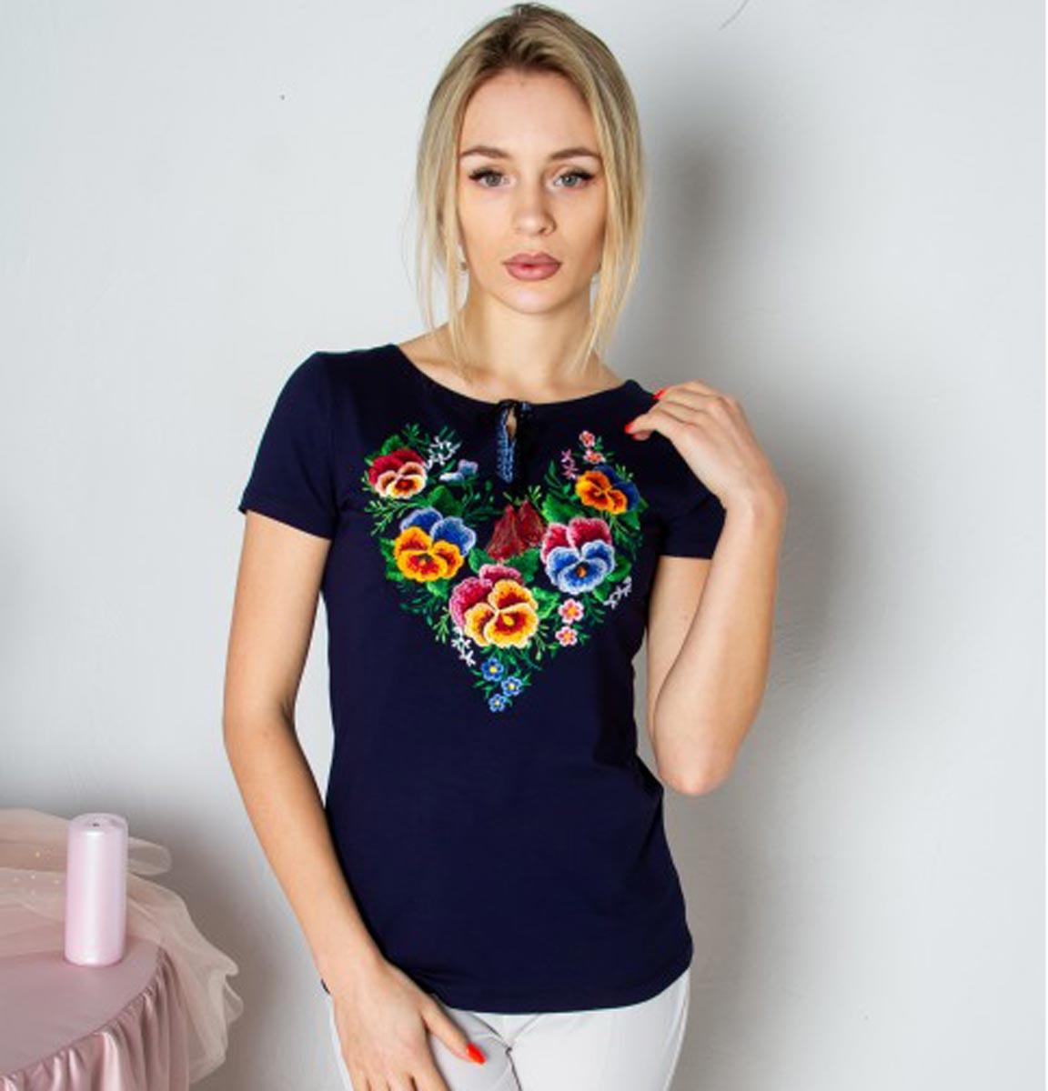 Футболка з вишивкою Анютка темно-синя