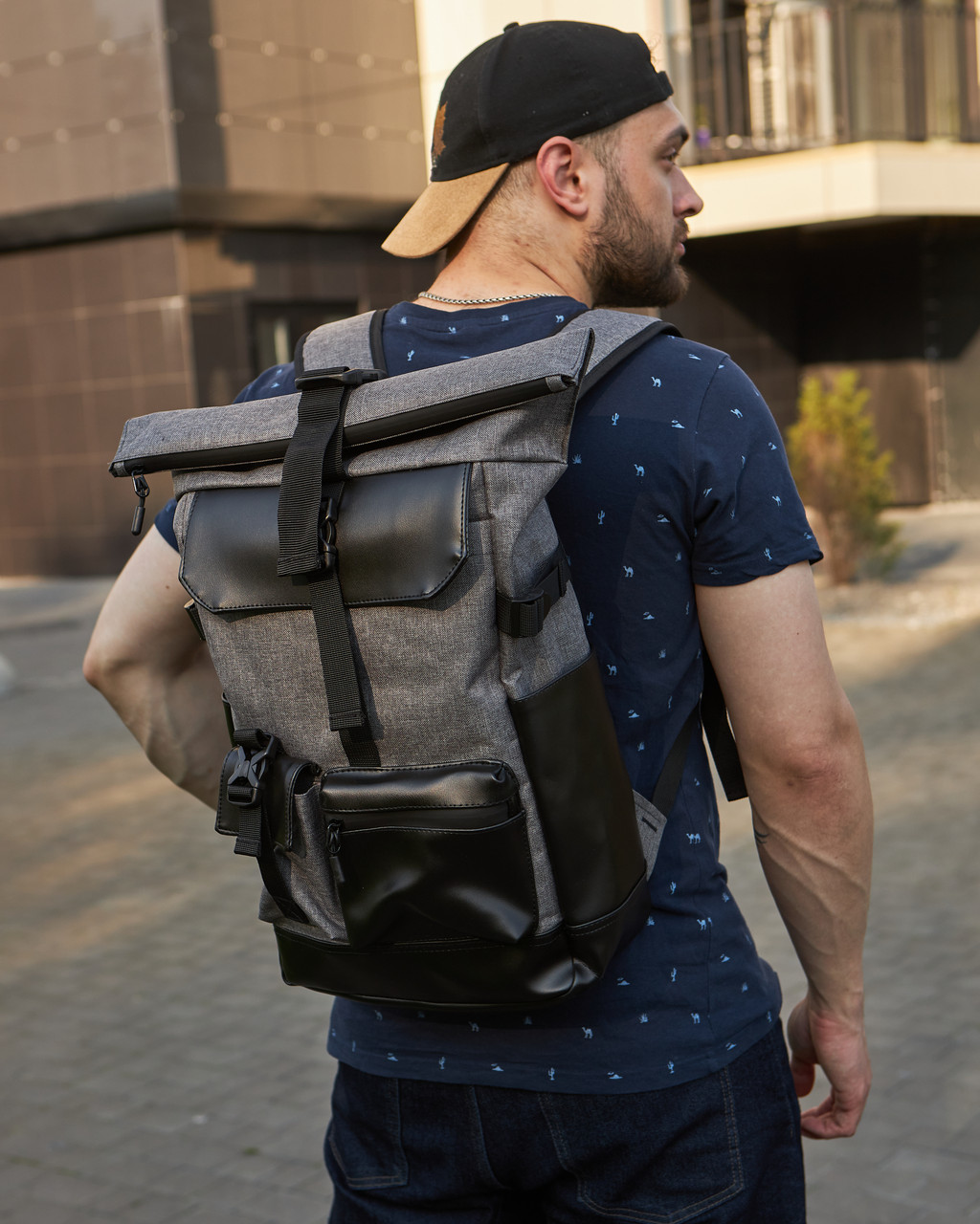 Стильний та практичний рюкзак роллтоп для ноутбука Rolltop для подорожей комбінований, сірого кольору