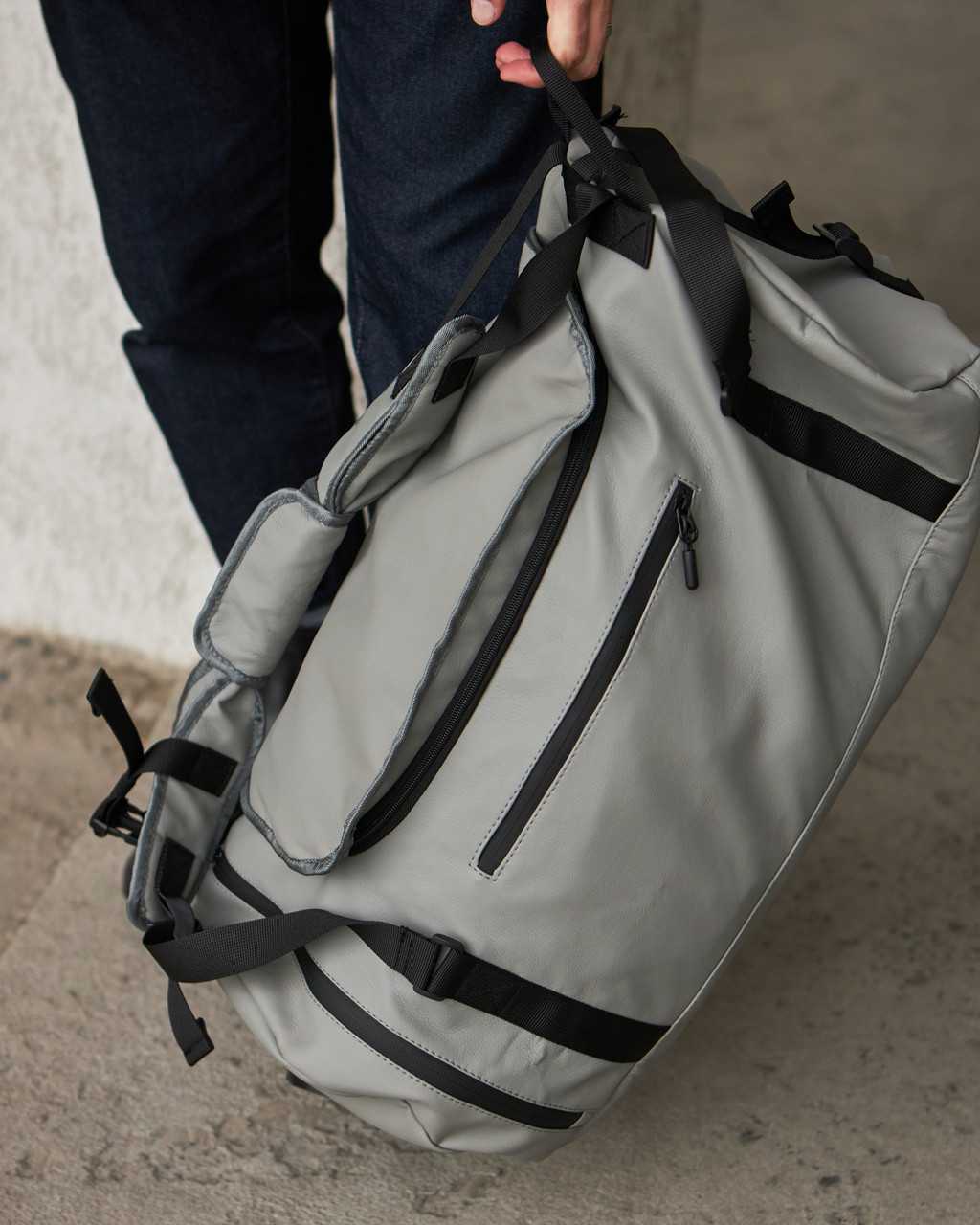 Багатофункціональна сумка-рюкзак з кишенею для взуття 37L на 3 відділення, в сірому кольорі