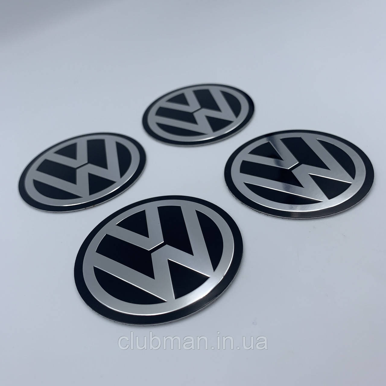 Наклейки на ковпачки заглушки в диски VW Volkswagen (Фольксваген) 56,5 мм Чорні 4 шт