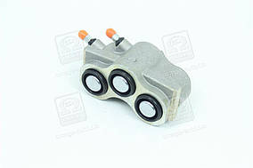 Циліндр гальм. передн. ВАЗ 2121 правий упак.  2121-3501178