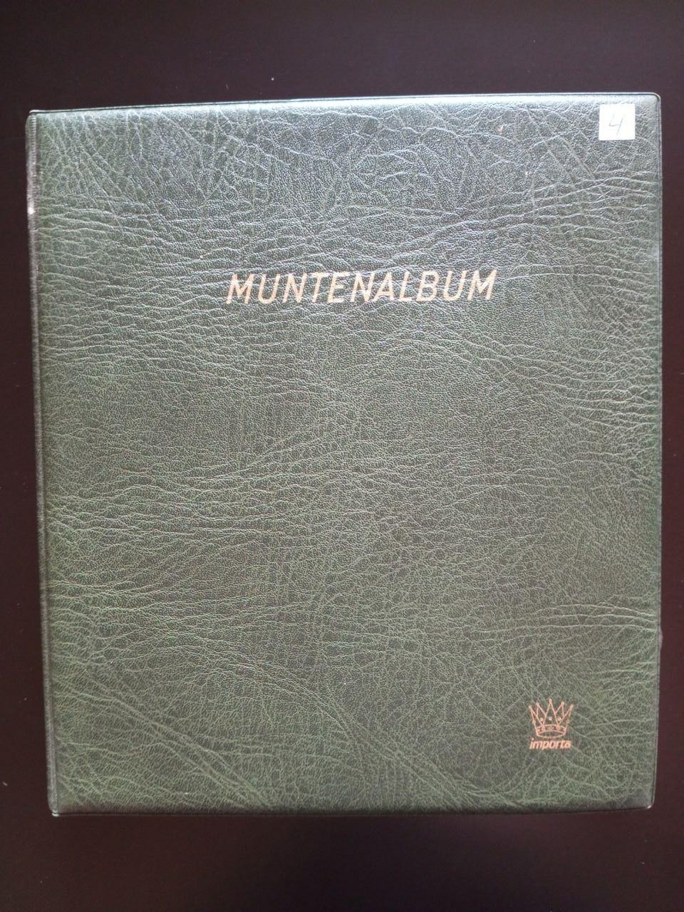 Альбом для монет, Монетник 27*24 см (16 аркушів) 4 Б/У