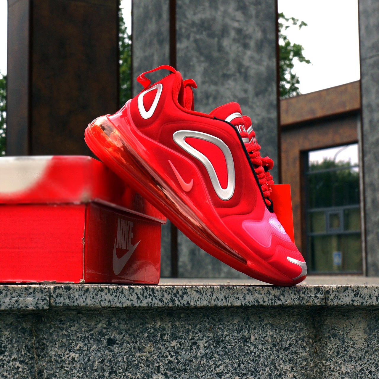 РОЗПРОДАЖ Жіночі Кросівки Nike Air Max 720 червоні КРАЩА ЦІНА!