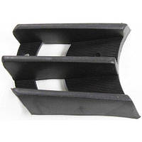 Решітка бампера Mitsubishi Pajero Sport I 00-08 ліва під фари п/тум. 3737 992