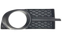 Решітка протитуманної фари у бампер Chevrolet Aveo Sd 2006-2011 права 1708 996