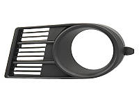 Решітка бампера Suzuki Swift 05-07 права з отворами для противотуманок 6814 994, 7176163J105PK