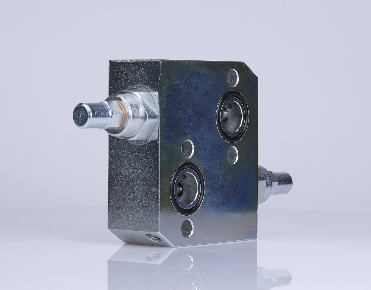 Запобіжний клапан  на гідромотор VAU 1/2" OMP/OMR 50-250 Бар.