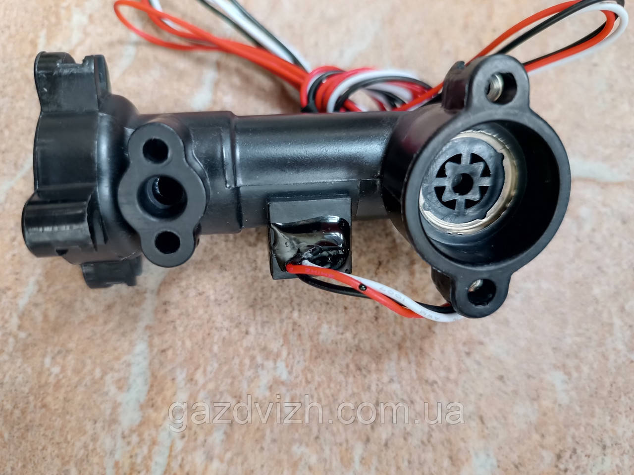 Купить Датчик протока воды (Холла) на три провода на турбовану колонку ...