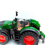 Модель Bburago — трактор fendt 1050 vario з роторними валковими граблями (10 cm), фото 5