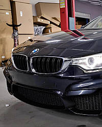 Решітка радіатора BMW F32 F33 F36 ніздрі стиль M4 (хром рамка + глянець)