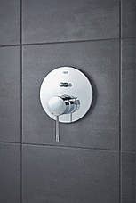 Змішувач прихованого монтажу на 2 споживачі Grohe Essence New (24058001), фото 5